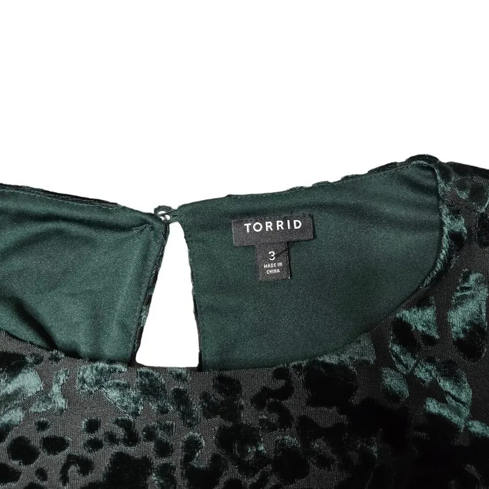 Torrid Green Velvet Burnout Cold Shoulder Skater Dress - Picture 3 of 4